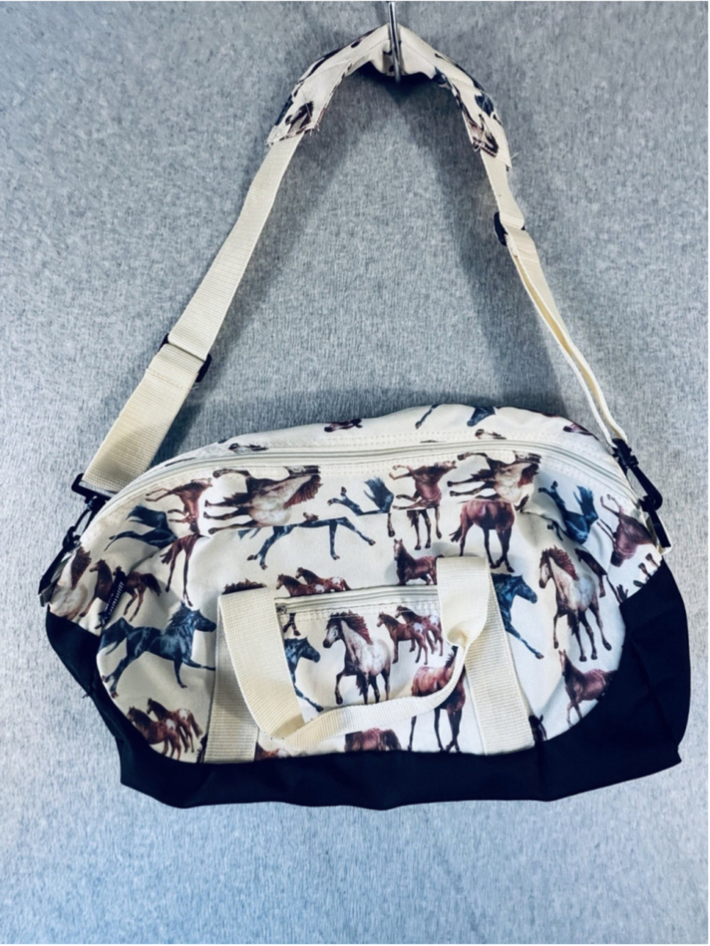 Wildkin Horse Dreams Kids Overnighter Duffel Bag Equestrian Travel Gym Bag